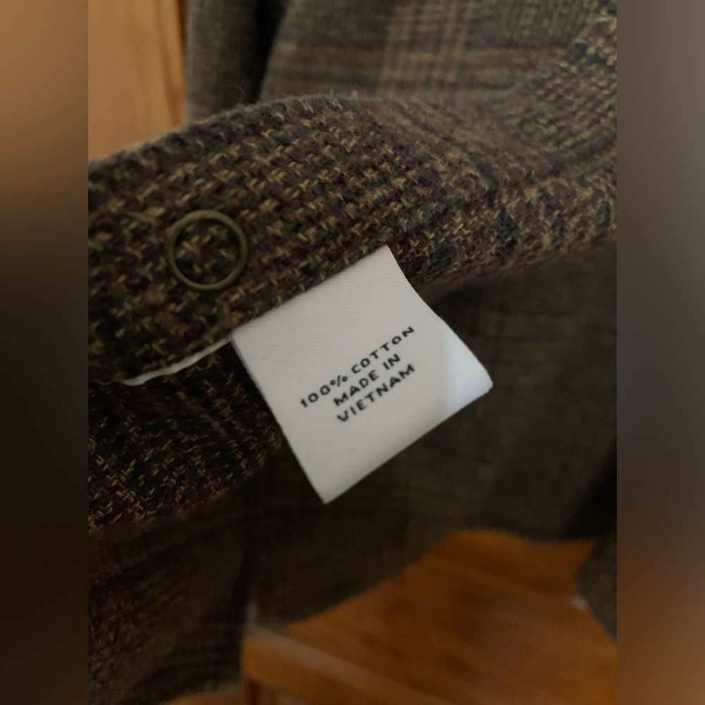 Proper Cloth Snap button down - Picture 4 of 7